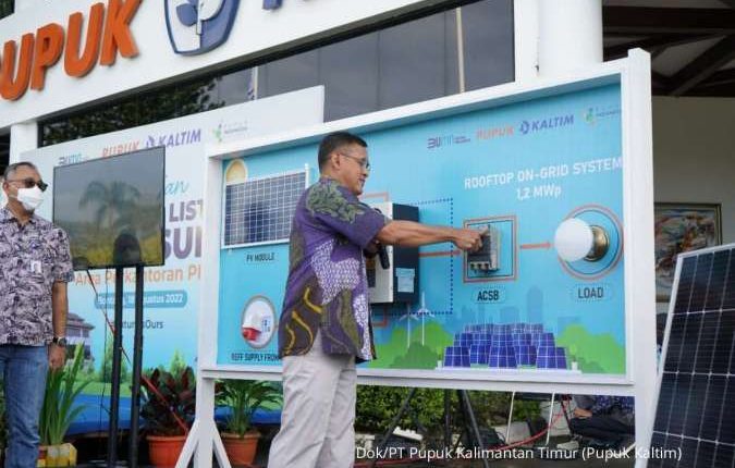 Pupuk Kalimantan Timur Resmikan PLTS Atap Seluas 6.500 m2