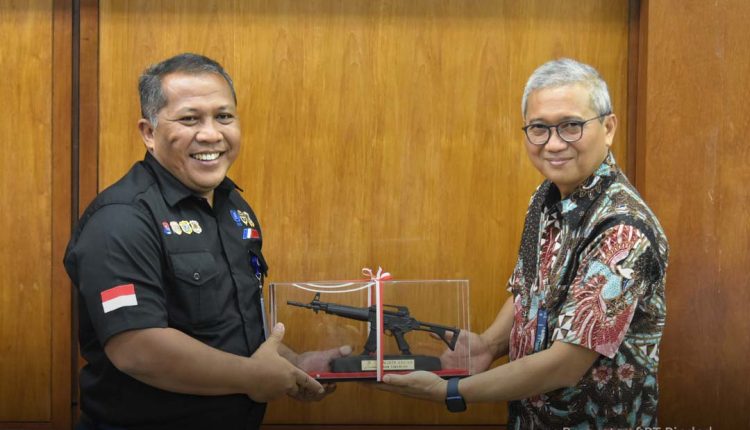 Direksi Pindad Terima Kunjungan Ditjen Perhubungan Laut