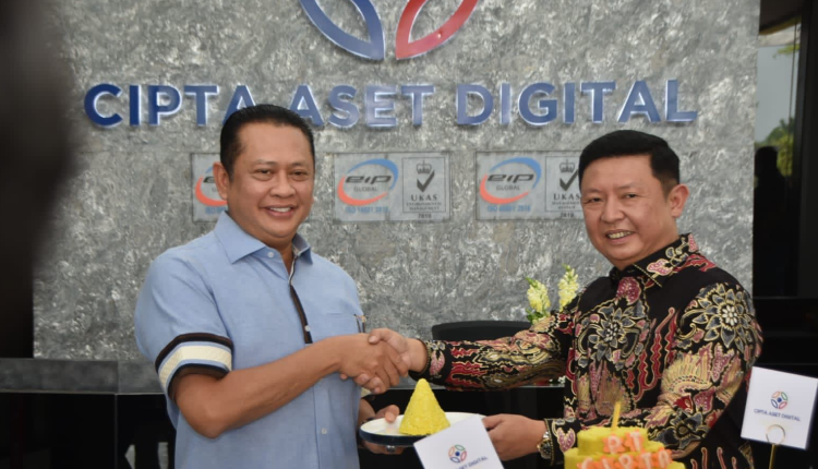 Ketua MPR RI Resmikan Kantor Penambangan Kripto Terbesar di Indonesia