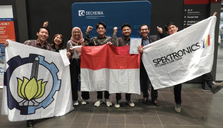 Tim Spektronics ITS Berjaya Jadi Jawara Chem-E-Car di Jerman