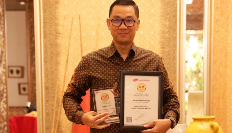 Dirut PLN Terpilih Sebagai Tokoh Transformasi Digital Kelistrikan Nasional