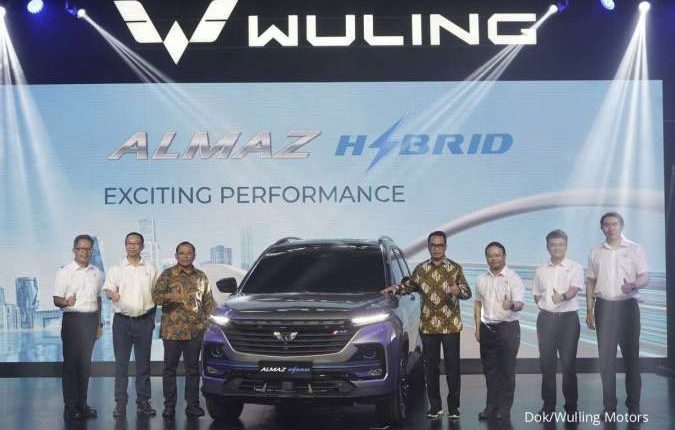 Wuling Luncurkan Almaz Hybrid Kendaraan Hybrid Pertamanya di Indonesia
