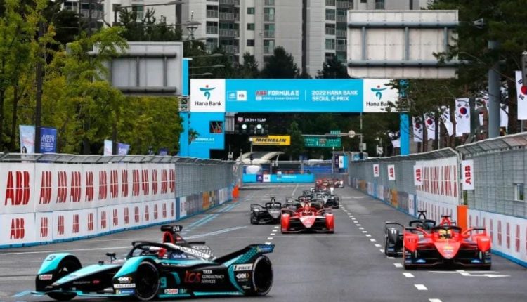 Formula E akan Uji Penghentian Pengisian daya Cepat 30 Detik Pada Beberapa Ajang Kompetisi Musim Depan
