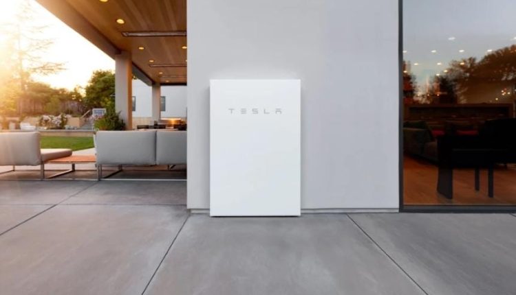Pelanggan Tesla Powerwall di Texas Sekarang Dapat Jual Kembali Listrik Mereka ke Jaringan Listrik