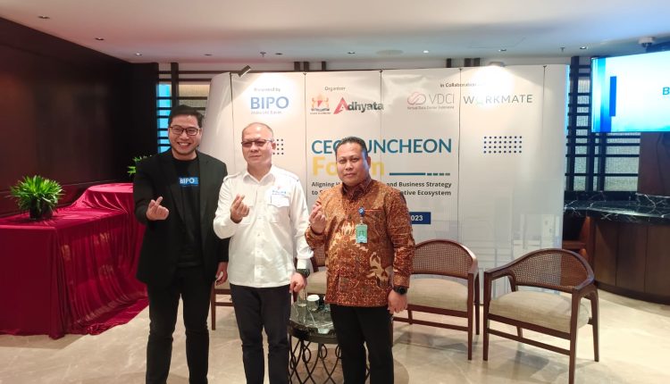 CEO LUNCHEON FORUM.