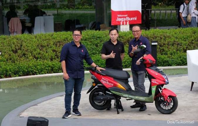 Telkomsel Gandeng Volta, Hadirkan Bundling Motor Listrik