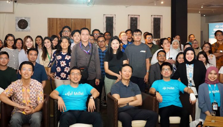 Lewat MiiTel Connect, RevComm Ajak Komunitas Bisnis Tingkatkan Produktivitas dengan Teknologi AI
