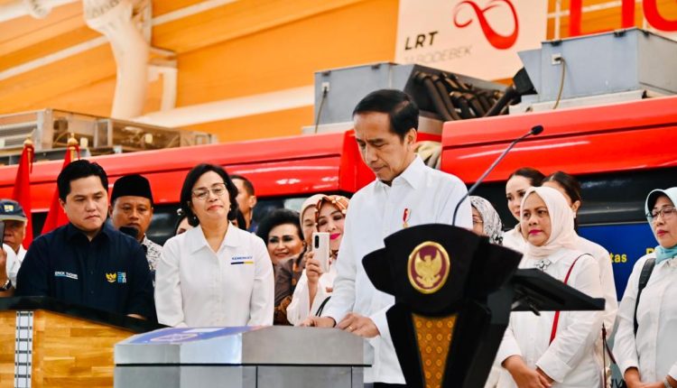 LRT Jabodebek Produksi INKA Resmi Dioperasikan