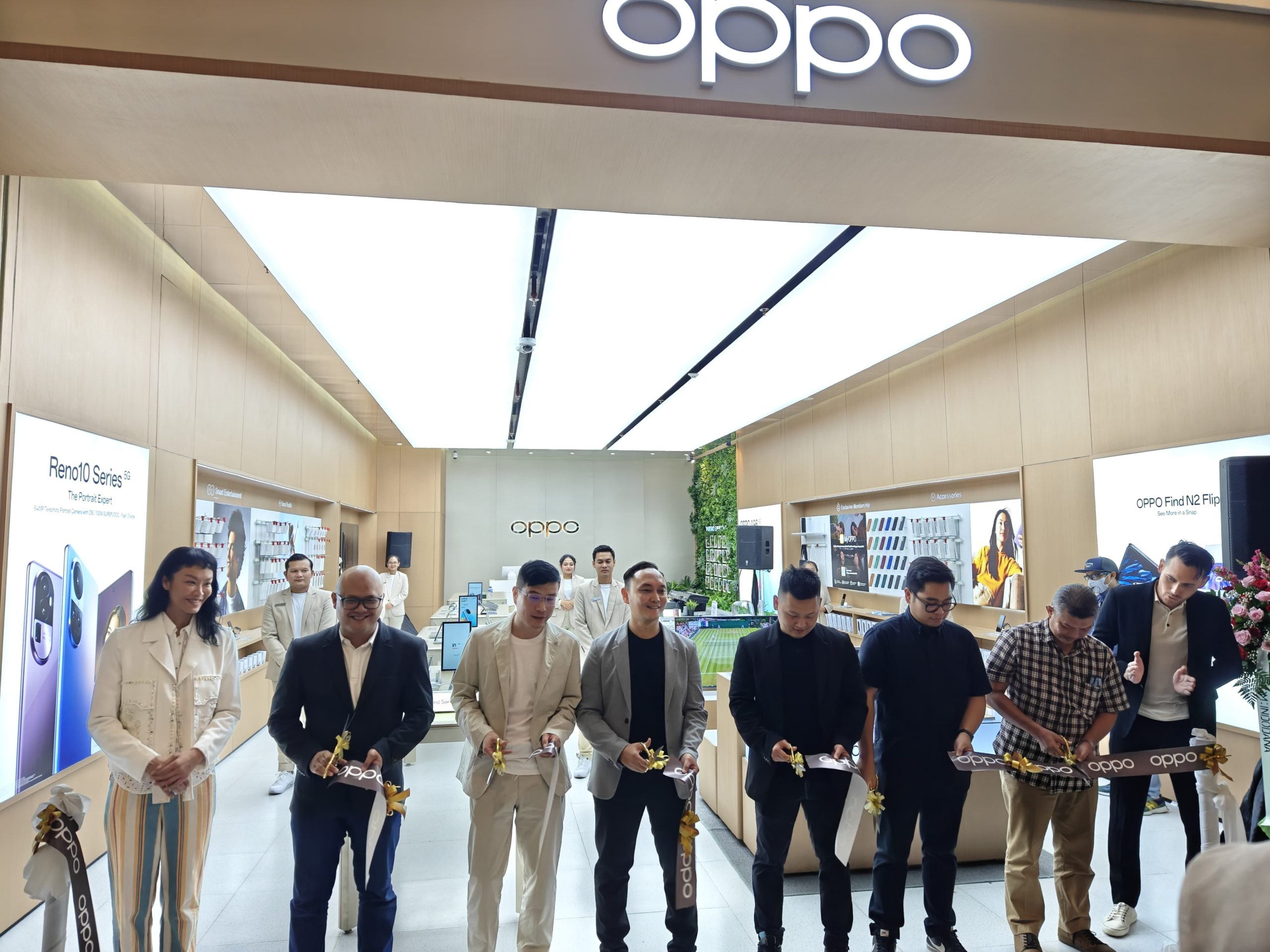 OPPO Experience Store Summarecon Mall Bekasi
