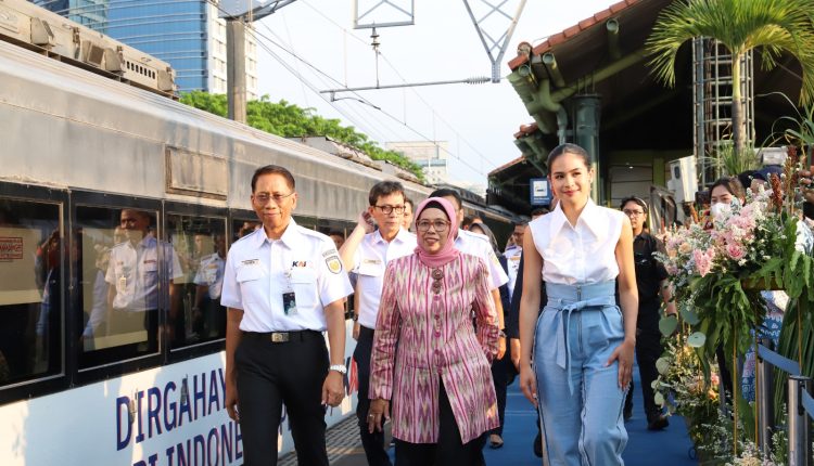 KAI Resmi Luncurkan Kereta Suite Class Compartment