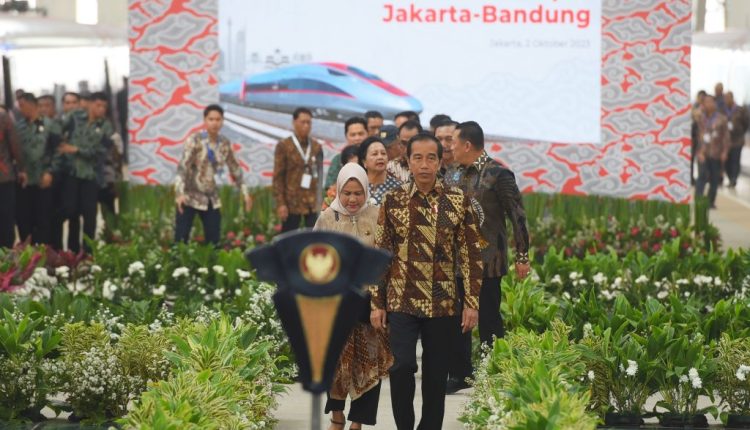 Indonesia Resmi Memiliki Kereta Cepat Pertama Di Asia Tenggara