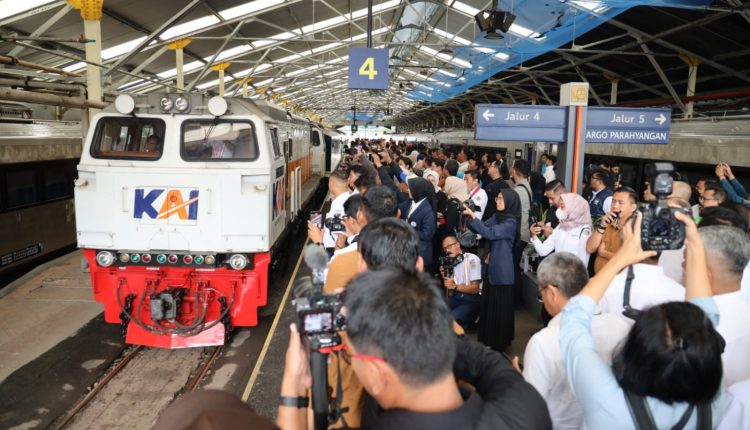 KAI Rombak Jajaran Komisaris dan Direksi