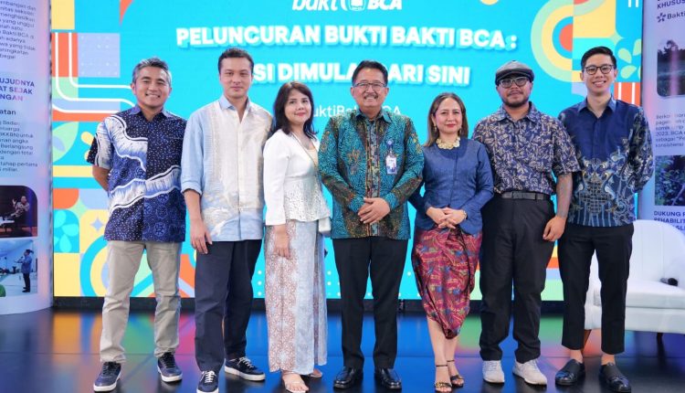 BCA Kenalkan Nicholas Saputra Sebagai Duta Bakti BCA